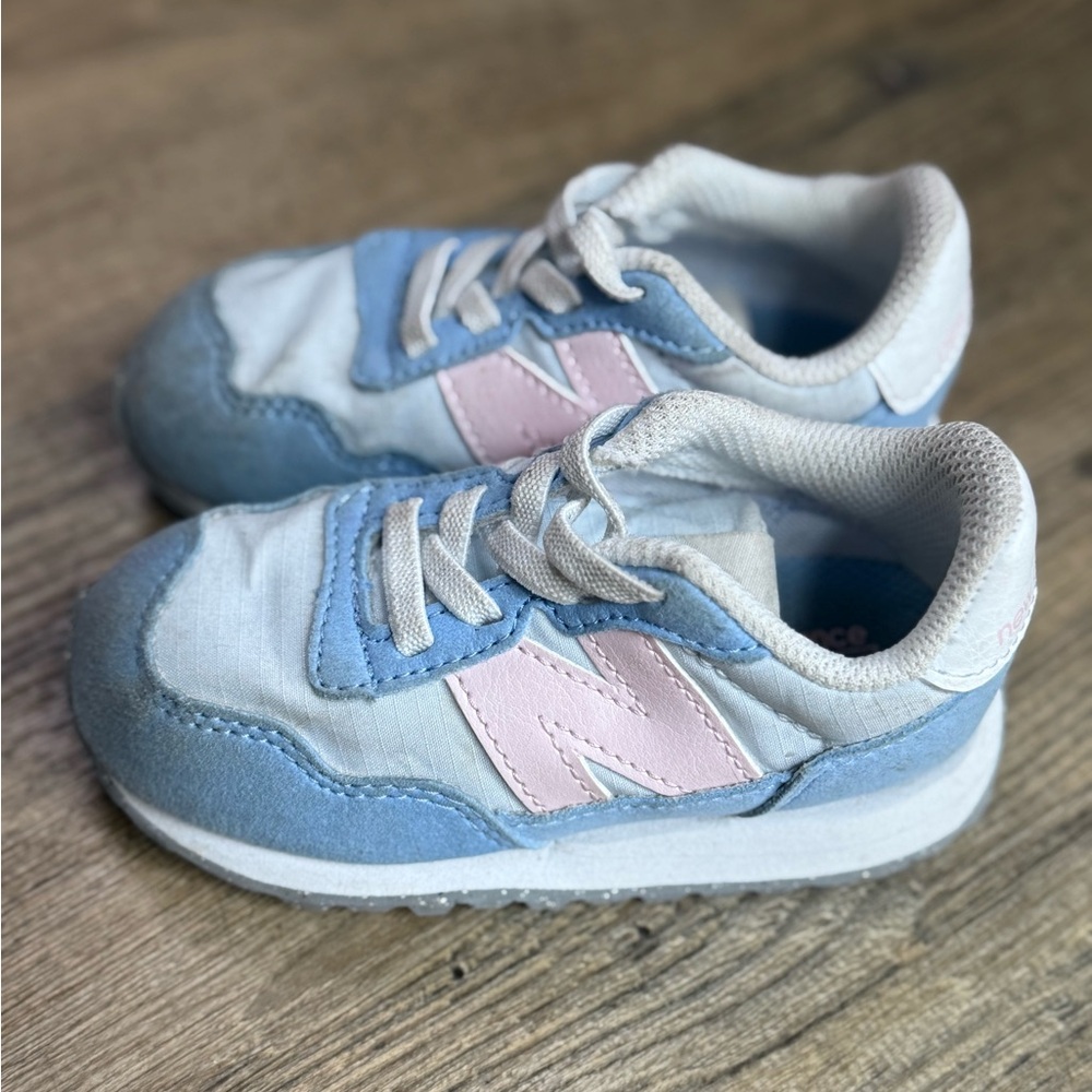 New Balance Toddler Sneaker - 7